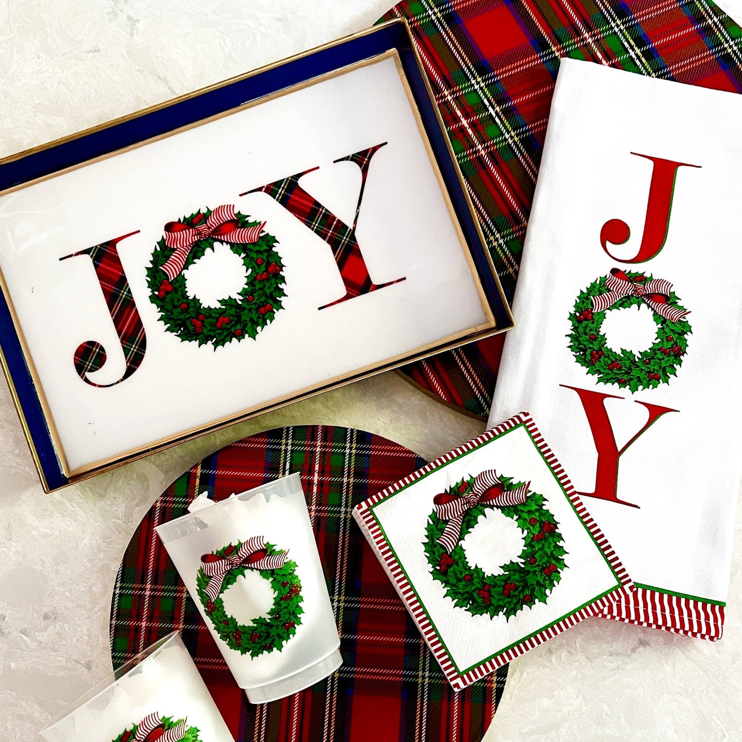 16 oz Shatterproof Cups | Set of 8 | Holly Wreath - Bria Blair Creative