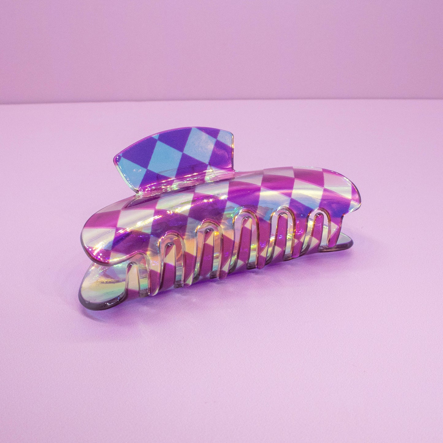 Medium Round Iridescent Checkered Hair Claw Clip: Black