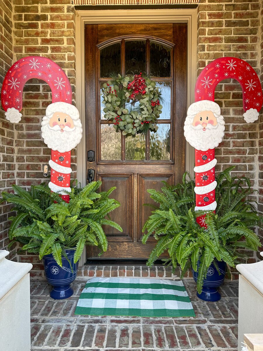 Santa Candy Cane - Right