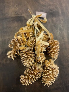 21" Hanging Pinecone Drop