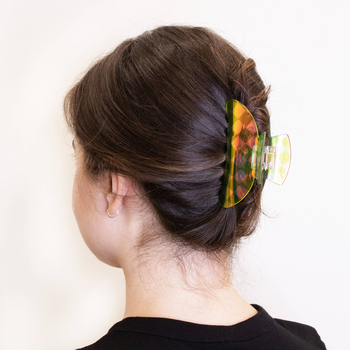 Medium Round Iridescent Checkered Hair Claw Clip: Black