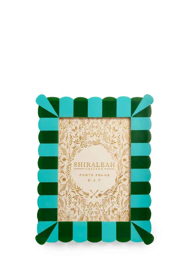 VIVA 5" x 7" SCALLOPED PICTURE FRAME: GREEN - Bria Blair Creative