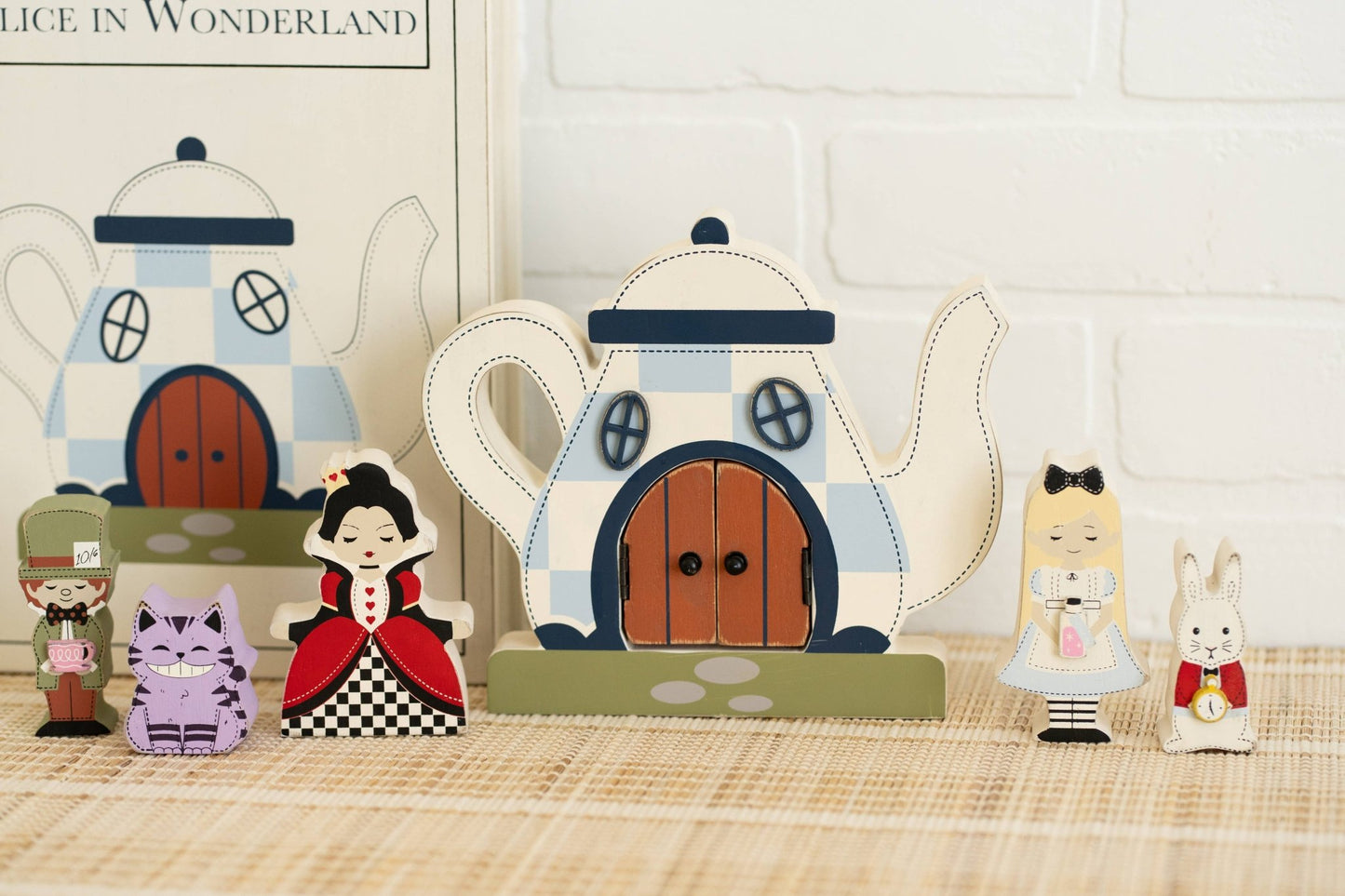 12087 - 8x12 woodland storybook gift set/7 (ALICE WONDERLAND - Bria Blair Creative