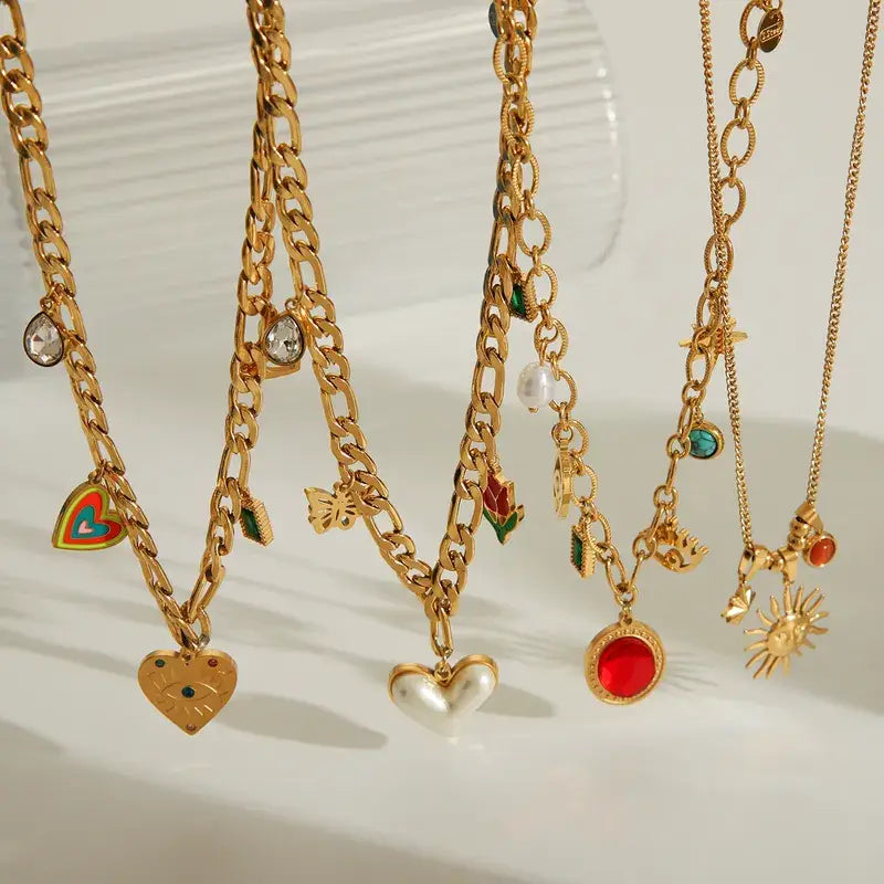 Charm Necklace with Hearts and Color Rhinestones: Heart