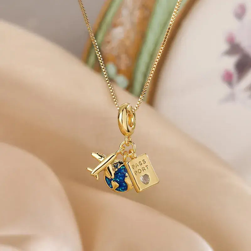 18K Gold Plated Pendant Necklace Travel Camera Charm: Camera