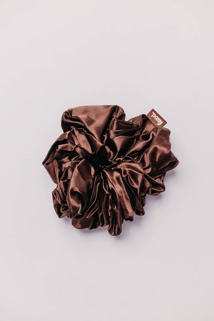 JUMBO SLEEP SATIN SCRUNCHIES: DARK BROWN