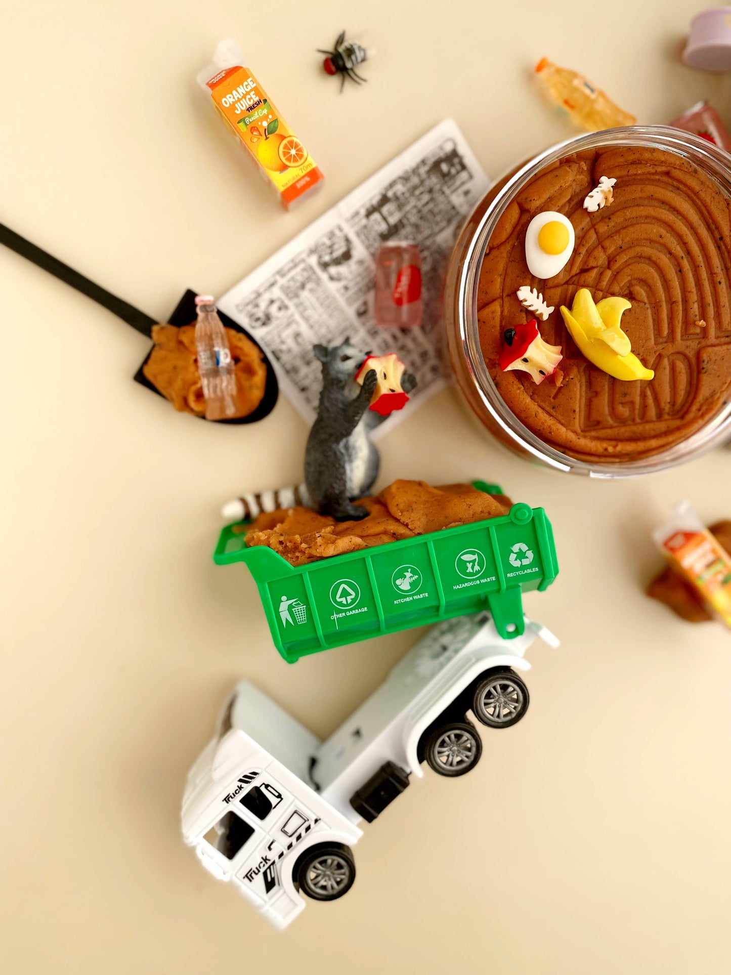 Garbage (Root Beer) KidDough Play Kit