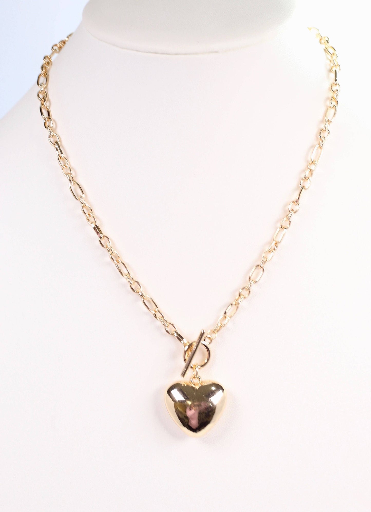 Courtney Heart Necklace GOLD: Default