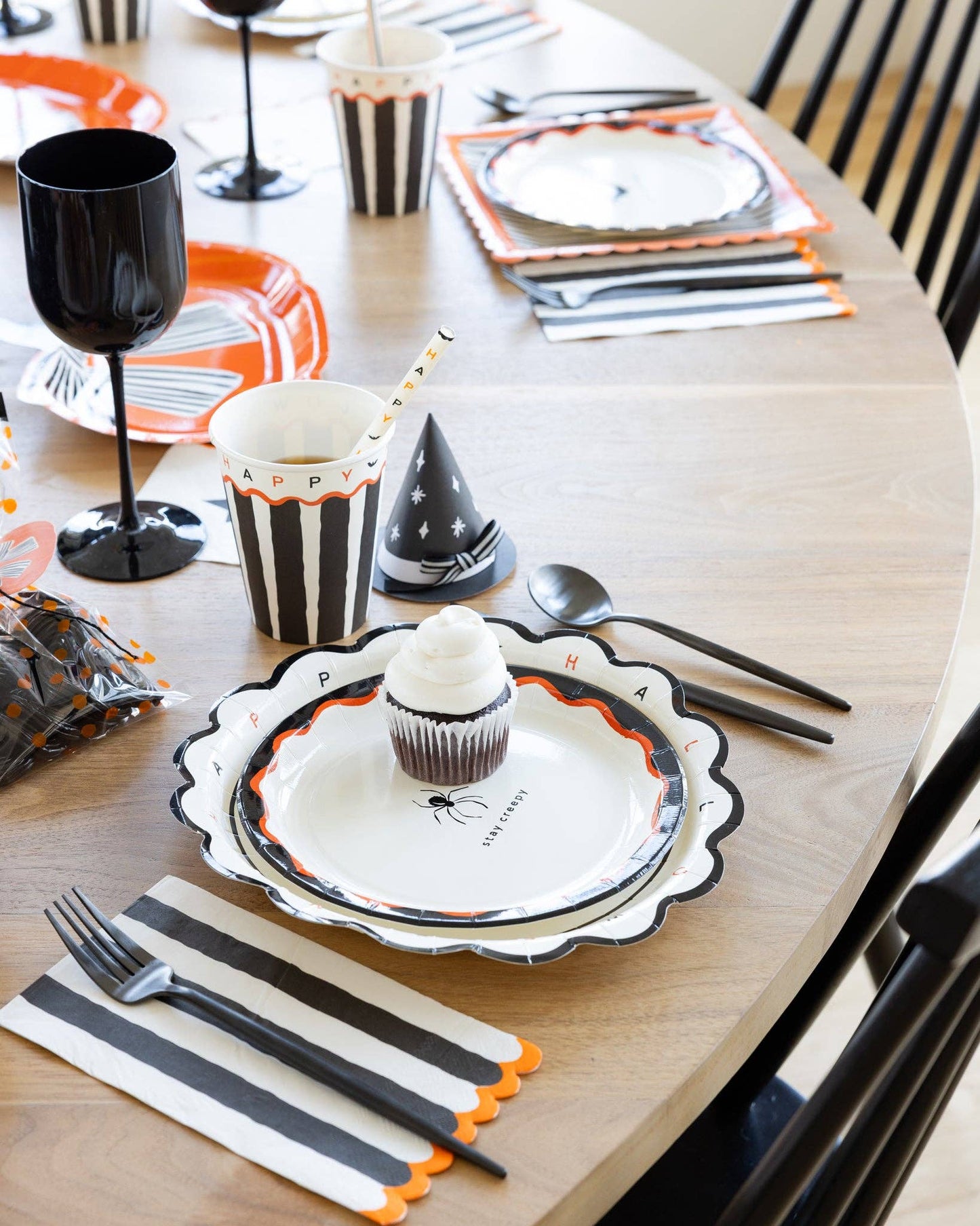 HPH1339 - Black and Cream Striped Dinner Napkin