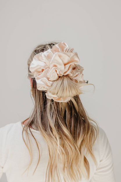 JUMBO SLEEP SATIN SCRUNCHIES: DARK BROWN