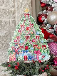 Beck's Traditional tree - Bria Blair Creative
