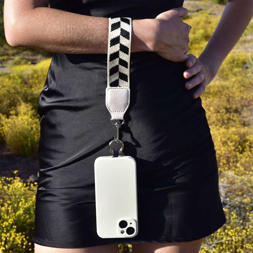 Clip & Go Strap w/Zippered Pouch Chevron: Navy/Cream Chevron - Bria Blair Creative