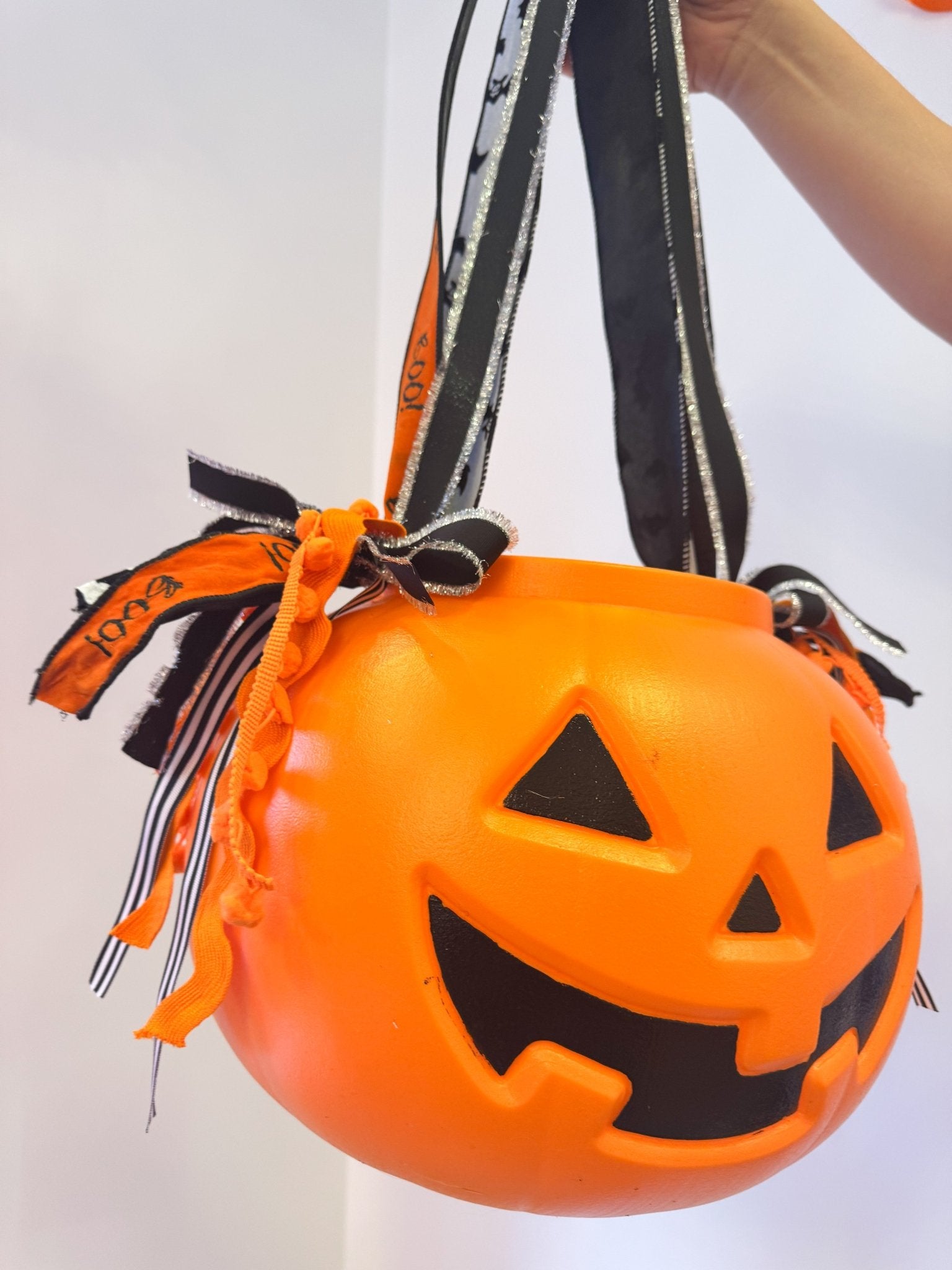 Halloween Basket Class - Bria Blair Creative