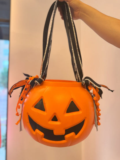 Halloween Basket Class - Bria Blair Creative