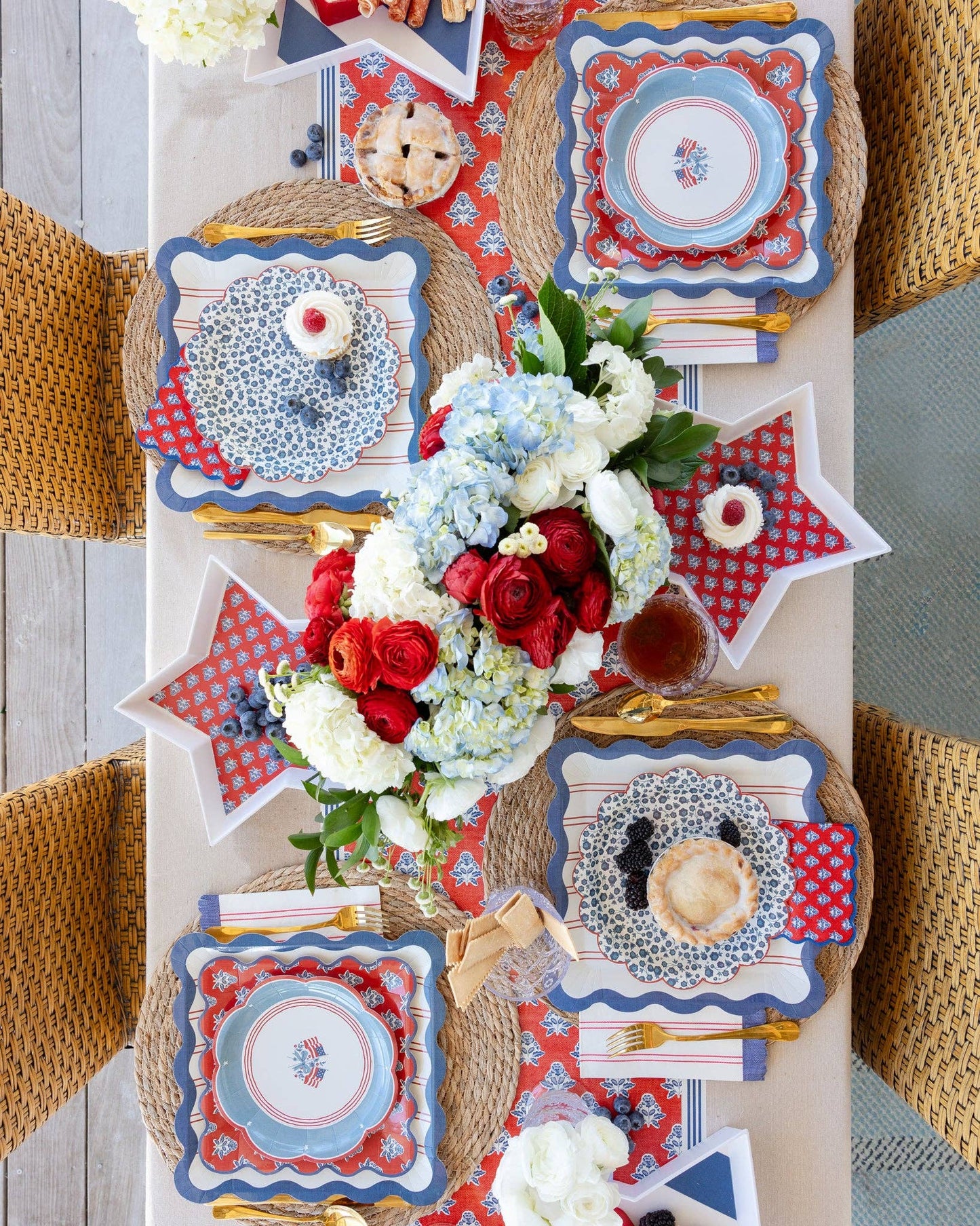 HAM1220 - Stacking Stars Bamboo Tray Set - Bria Blair Creative