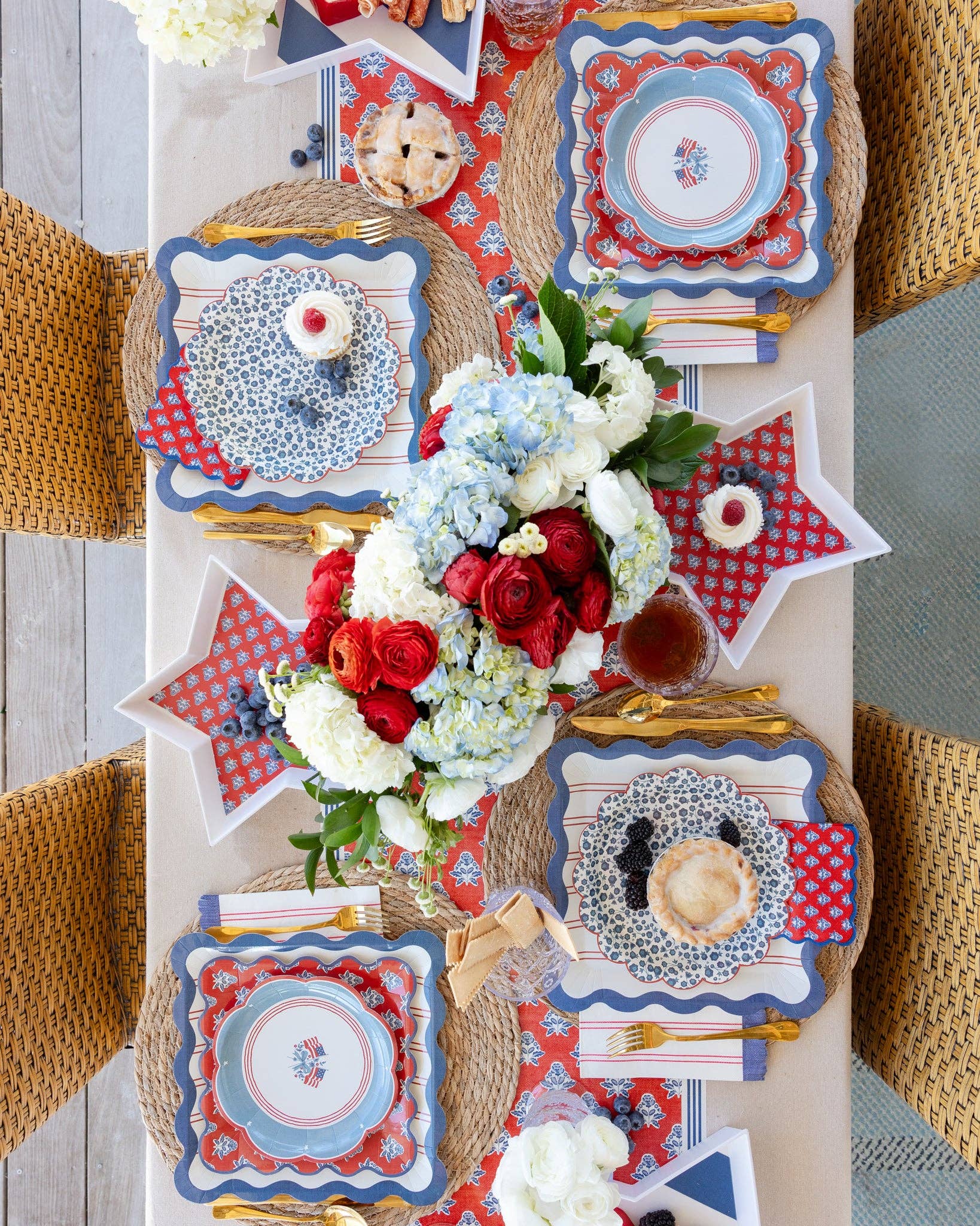 HAM1220 - Stacking Stars Bamboo Tray Set - Bria Blair Creative