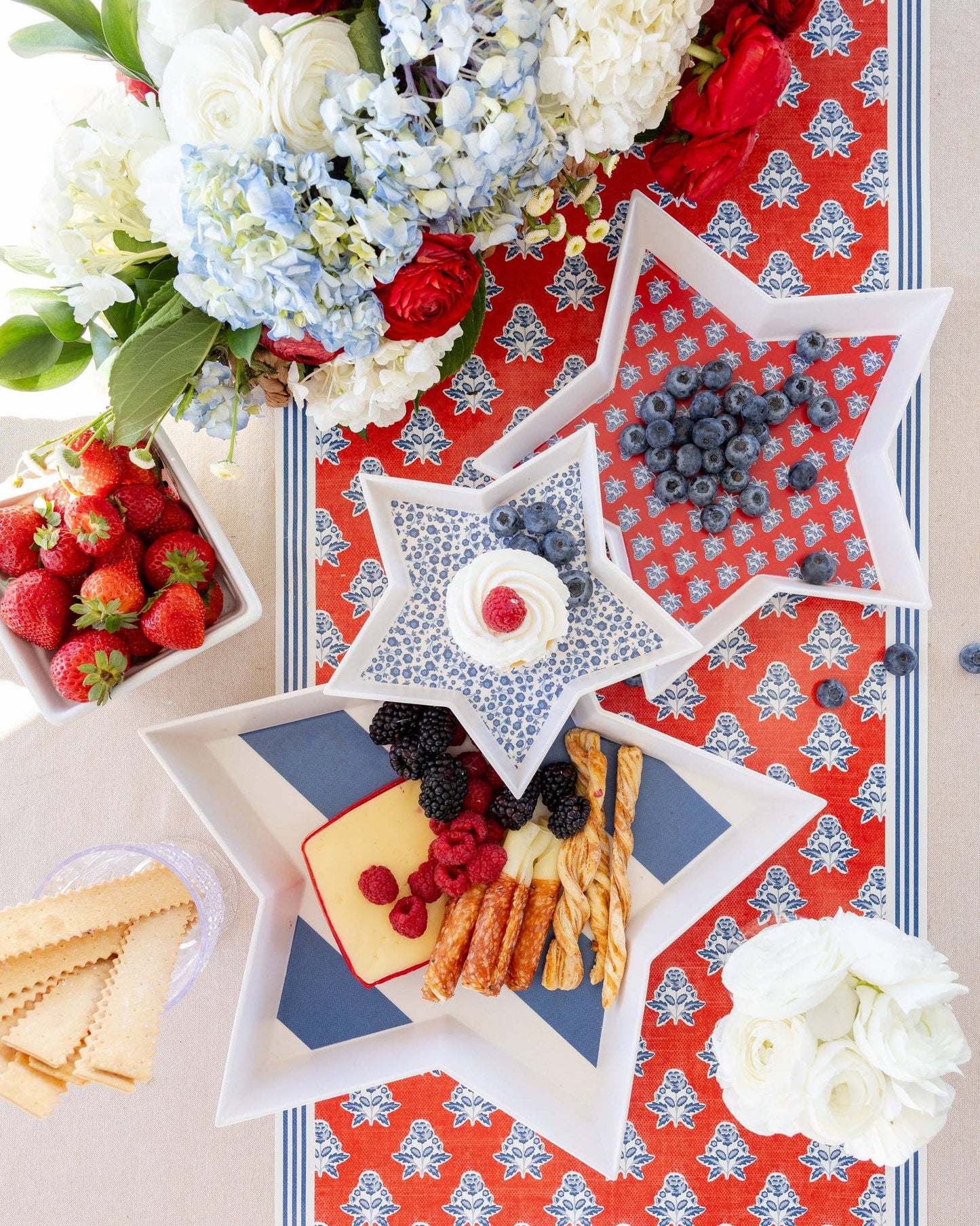 HAM1220 - Stacking Stars Bamboo Tray Set - Bria Blair Creative