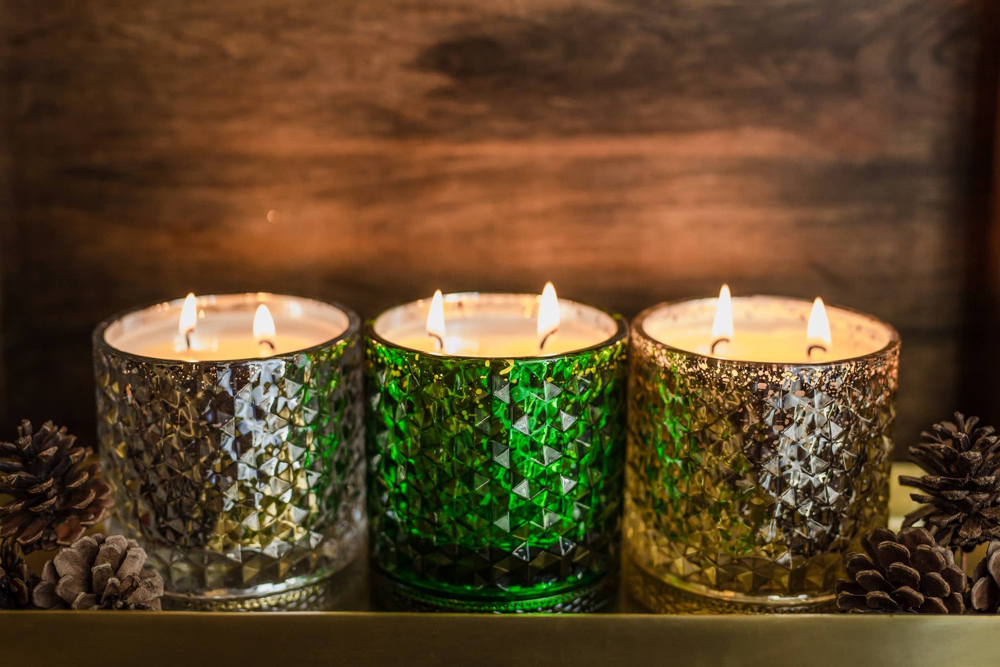 Mistletoe & Holly 15oz Shimmer Candle 2 wick - Bria Blair Creative