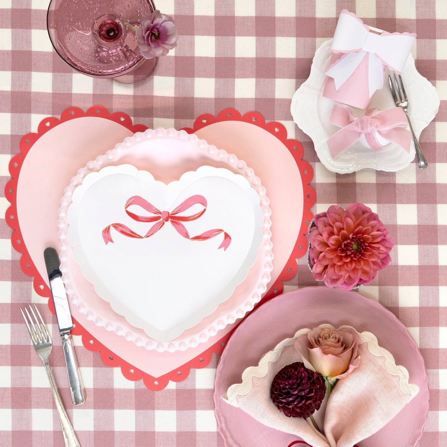 Scalloped Heart Paper Placemats - Bria Blair Creative