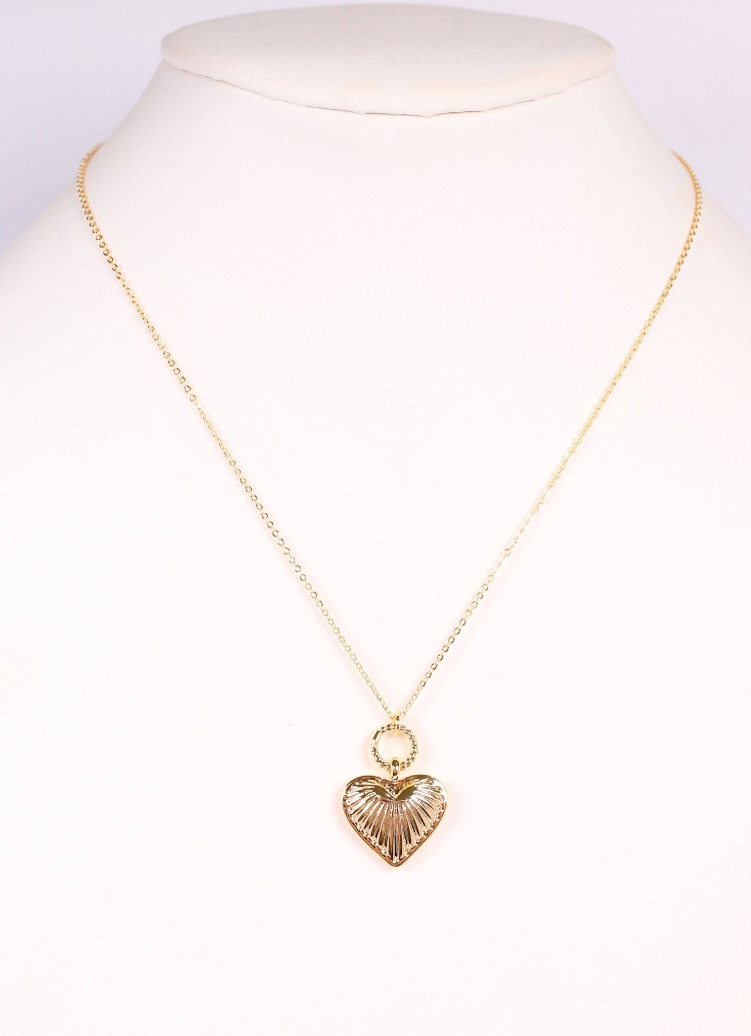 Shaylene Ribbed Heart Necklace GOLD: Default - Bria Blair Creative