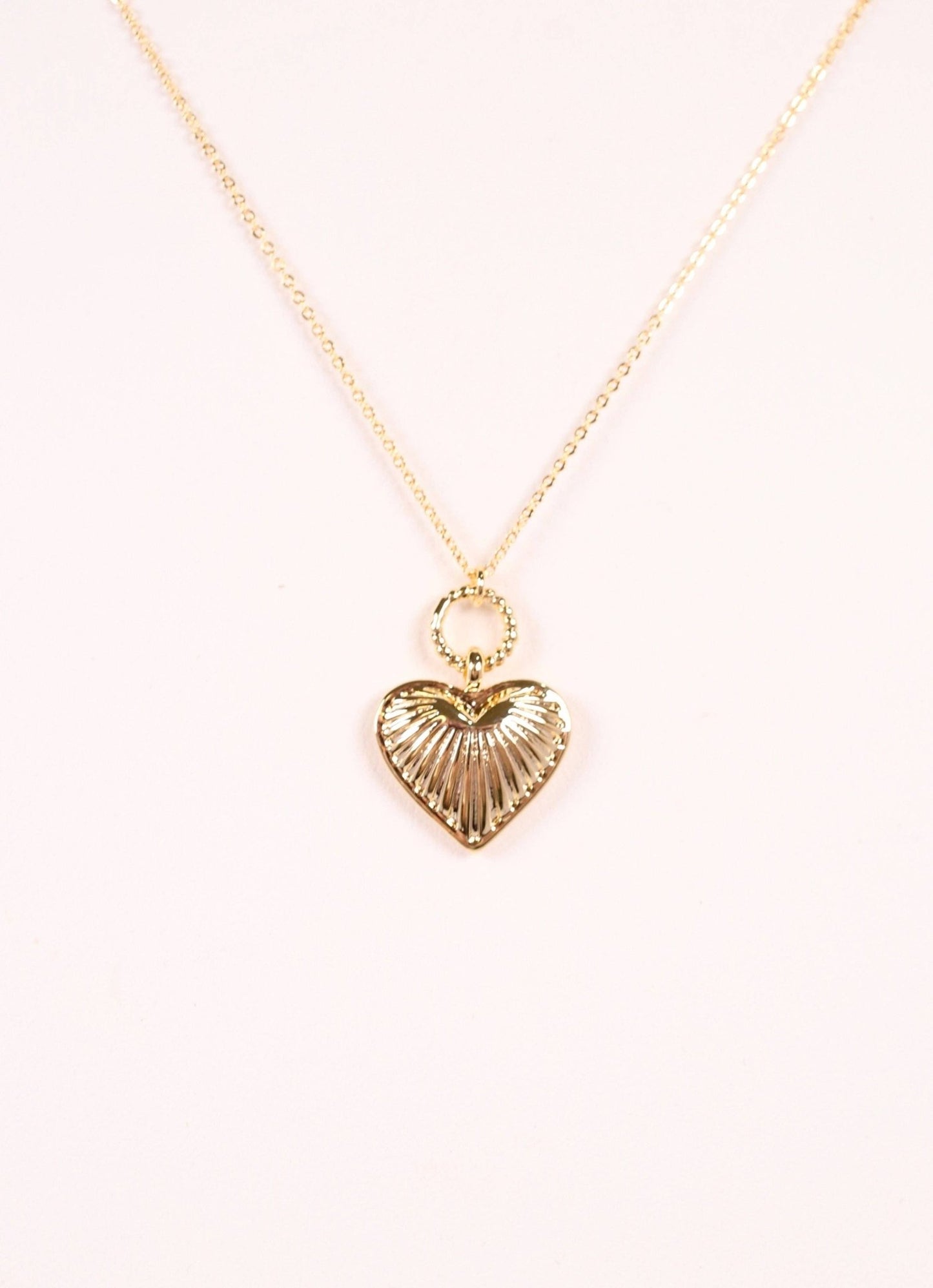 Shaylene Ribbed Heart Necklace GOLD: Default - Bria Blair Creative