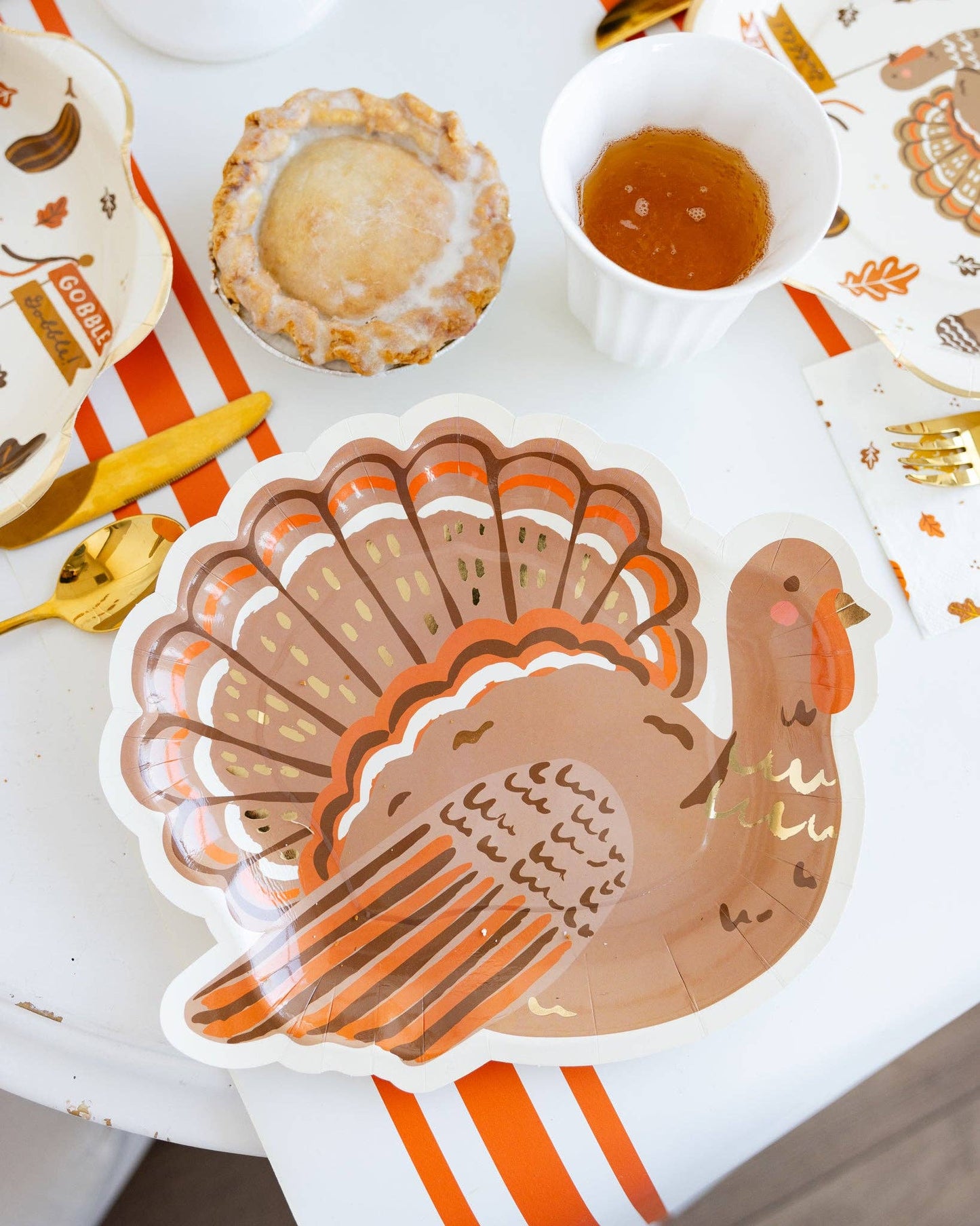 THK1240 - Turkey Shaped Plate - Bria Blair Creative