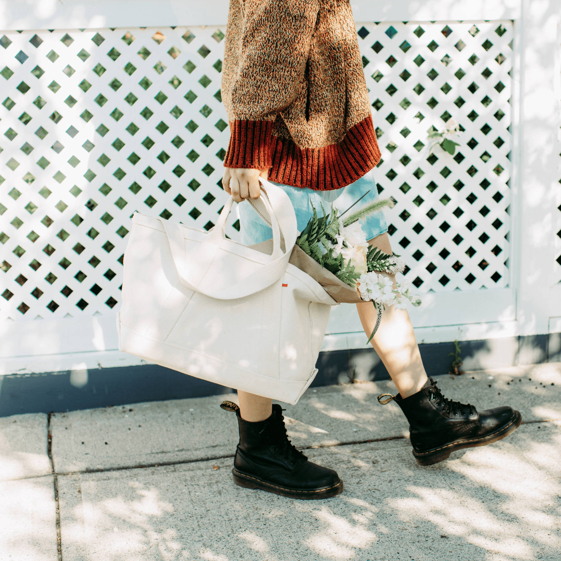 Utility Canvas Crossbody Tote: Natural - Bria Blair Creative