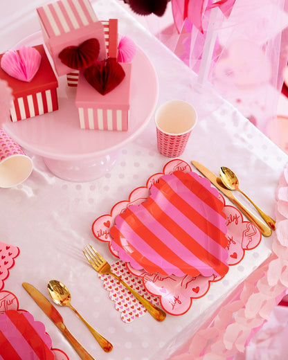 VAL1140 - Scalloped Striped Heart Plate - Bria Blair Creative