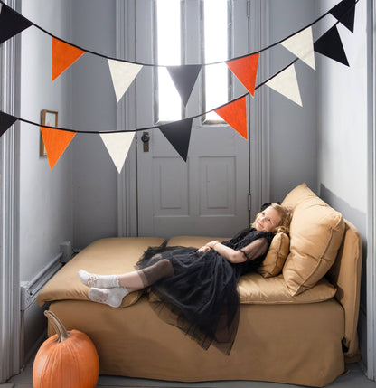 VHP1207 - Felt Pennant Banner - Bria Blair Creative