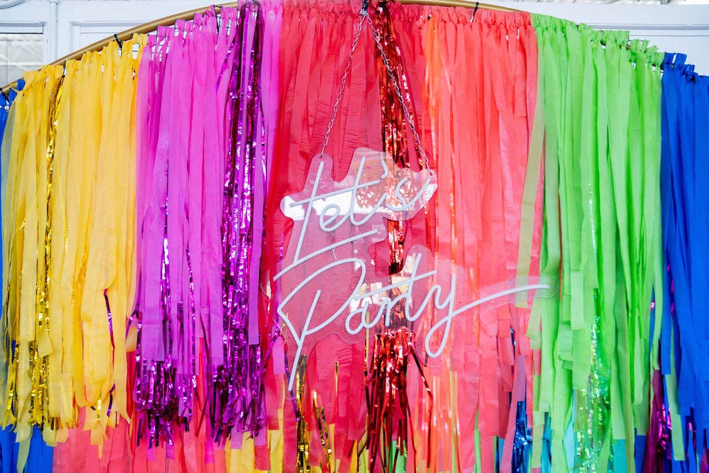 Viva La Fiesta Fringe Backdrop: ★6' W x 7' H - Bria Blair Creative